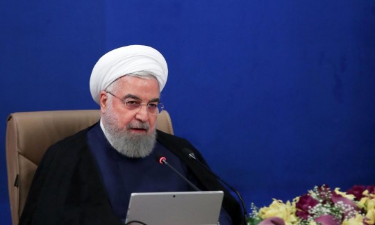 روحانی: اگر می خواهید کسی را احضار کنید باید من را احضار کنید