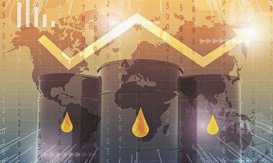 صعود قیمت نفت به قله ۷ ساله