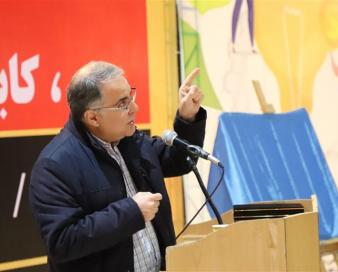 استاندار زنجان: جلوگیری از قاچاق آرد سبب تأمین امنیت غذایی کشور می‌شود