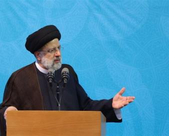 آیت الله رئیسی: رشد 4 درصدی اقتصاد ادامه مییابد / کادر درمان در مهار کرونا «مجاهدانه» خدمت کرد