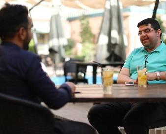 گفتگو با مجید شاکری|راهحل چالش بانکهای خصوصی در ایران چیست؟ / «نرخ ربا»، لنگر تورم در ایران!