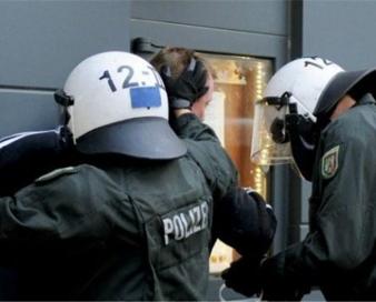 آلمان در آستانه شورش و ناآرامیهای خیابانی/ فراخوان اپوزیسیون برای اعتراضات داغ در فصل سرما