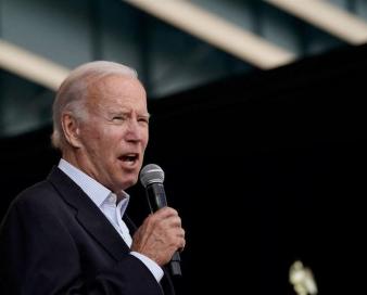 تردید دموکراتها برای حمایت از بایدن در انتخابات 2024