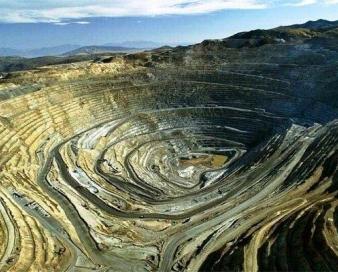 اما واگرهای فعالیتهای معدنی در یزد/ ظرفیتهای مهجور در قلب طبیعت