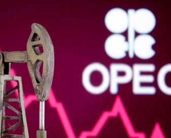 اوپک پلاس سیاست تولید نفت خود را حفظ خواهد کرد