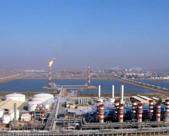 توسعه ارتباط بین صنایع پارس جنوبی با شرکتهای دانشبنیان دانشگاه آزاد