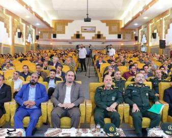 واحدهای تولیدی منتخب اصفهان نشان اقتصاد مقاومتی گرفتند