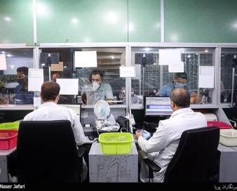 کاهش صف انتظار تأیید بیمه‌ای داروها در تهران/ عقد قرارداد 5800 مؤسسه درمانی با بیمه سلامت
