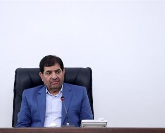 تأکید مخبر بر تداوم حمایت از تولید داخل و نظارت بر قیمت کاغذ در بازار