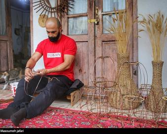 هویت‌بخشی صنایع‌دستی با احیای گل و چوب