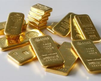 چرا قیمت طلا در بازار جهانی رو به افزایش است؟