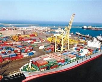 ثبت بالاترین رکورد صادرات فرآورده‌های نفتی در بندر خرمشهر