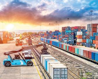 برنامه ریزی اصولی از تولید محصول رقابت‌پذیر تا عرضه در بازار‌های صادراتی