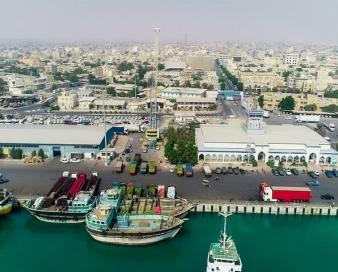 تبدیل «بندرلنگه» به قطب تجارت دریایی با آغاز عملیات خشکی بندر «مروارید» در دهه‌ فجر