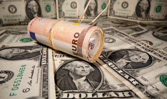 فروش ۱۱۲ میلیون دلار در بازار ارز تجاری/ ۵۲ صادرکنند ارز فروختند