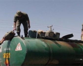 افزون بر ۹۶۶ هزار لیتر سوخت قاچاق در گمرک دوغارون تایباد کشف شده است