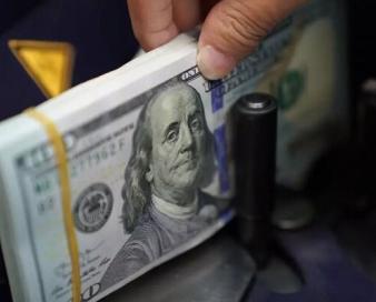 فراز و فرود نرخ ارز؛ نتیجه سوءمدیریت اقتصادی یا محصول انتظارات تورمی؟