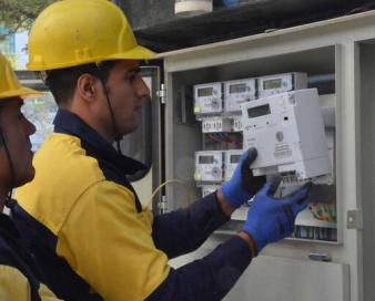 بانکها، اصناف و مراکز تجاری بدمصرف برچسب اخطار می‌گیرند
