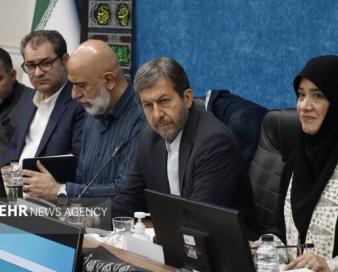 معاون وزیر: بسته حمایتی ویژه‌ برای هنرمندان صنایع دستی تدوین می‌شود