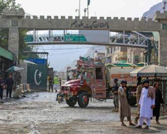 ازسرگیری تجارت پاکستان و افغانستان پس از آتشبس با طالبان