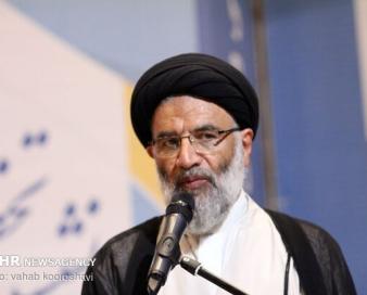 امام جمعه اهواز: صادرات غیرنفتی اهرم قدرت ملی است