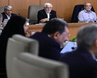 روایت قائم‌پناه از گزارش بانک مرکزی به پزشکیان