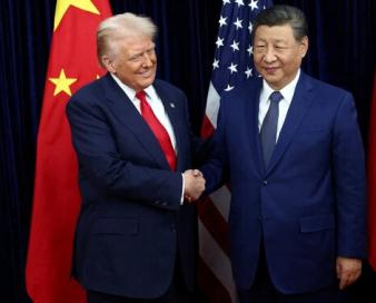 ترامپ نشست با شی را «فوق‌العاده» خواند و تعرفه‌های چین را کاهش داد