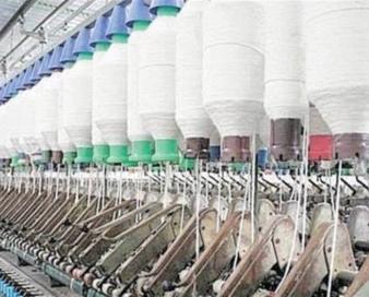 سایه واردات تهلنجی بر صنعت نساجی / کاهش 90 میلیون دلاری واردات ماشینآلات