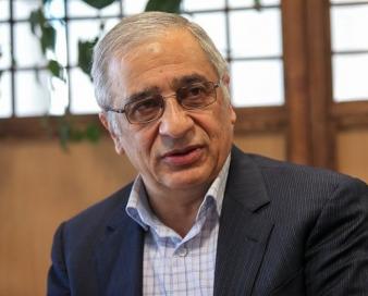 ماجرای مظاهری و بانک آینده / وقتی افشاگر، متهم از آب درآمد