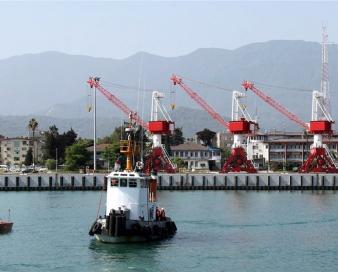 مسرور: بر تقویت مبادلات تجاری با روسیه، قزاقستان و چین متمرکز هستیم