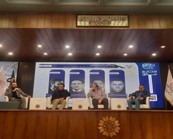 ما گرفتار ساختارهای بوروکراتیکی هستیم