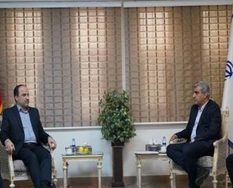 کاهش مراجعه بیمه‌شدگان با توسعه سرویس‌های ثبت احوال