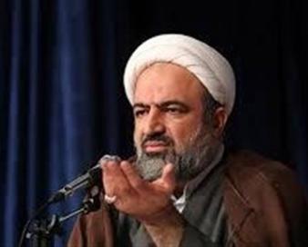 رسایی: دولت مصوب کرده بنزین گران شود