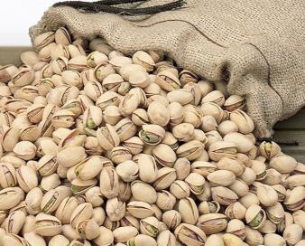 تولید 9هزار تن پسته خشک/خوشاب بارانداز صادرات شرق کشور