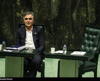 فرزین: روش کنونی تأمین مالی کشور مانع رسیدن به اهداف برنامه می‌شود