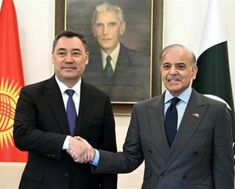 پاکستان: امضای 15 تفاهم‌نامه نقطه عطفی در روابط اسلام‌آباد و بیشکک است