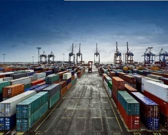 واردات ۱۲ میلیون و ۸۰۰ هزار تن کالای اساسی با کشور