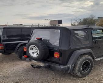 توقیف ۲ خودرو فاقد سند گمرکی در قائمشهر