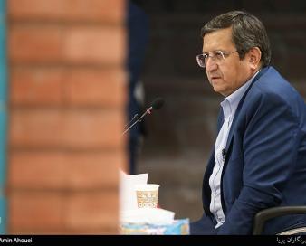 همتی: به مردم قول میدهم بازار ارز به ثبات برسد