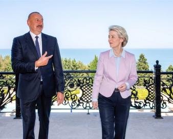 موانع باکو برای سهم گیری در مناقشه گازی روسیه و اروپا