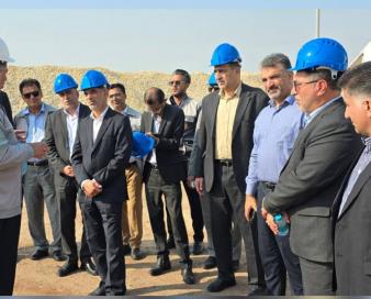 بازدید ناظر گمرکات استان از کارخانه کربنات سدیم بندرعباس