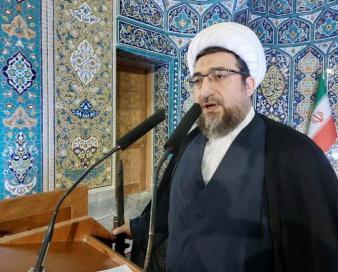 کرامت فقرا، حفظ حرمت رمضان و اقتصاد مقاومتی باید محور جامعه باشد