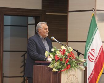 سهل آبادی: تولیدکنندگان در سخت‌ترین شرایط پای تولید ایستاده‌اند