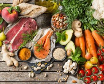 تغذیه مادران باردار؛ قانون ارائه سبد رایگان غذایی باید درست اجرا شود