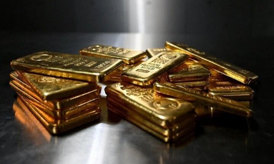 طلای جهانی به زیر ۴۰۰۰ دلار سقوط کرد